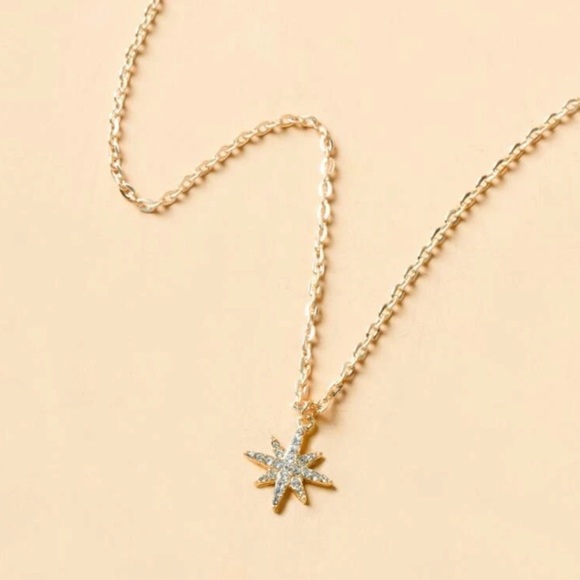 FINAL PRICE! Gold Rhinestone Starburst Necklace - Picture 4 of 4